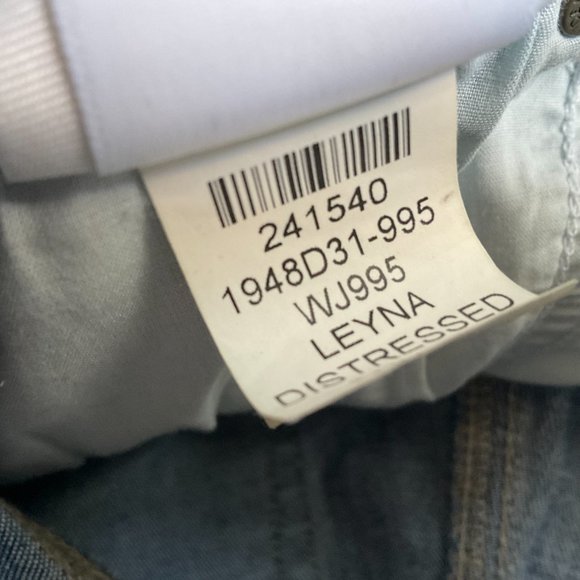 PAIGE Verdugo Crop Skinny Jean in Lenya Distressed - Picture 8 of 9